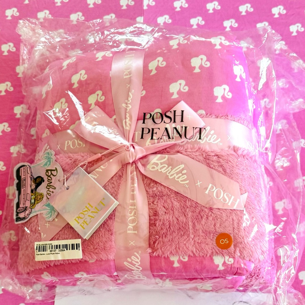 NIB Posh Peanut Barbie Luxe Plush
